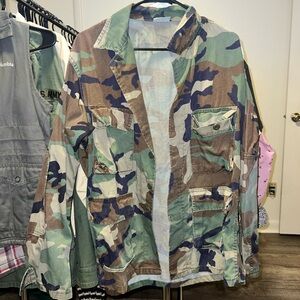 Army camouflage jacket size medium regular